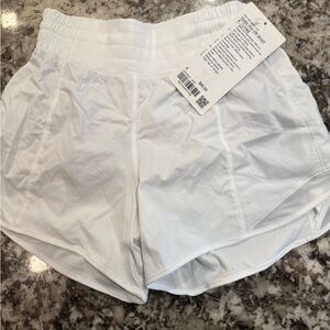 Lululemon Hotty Hot HR Short